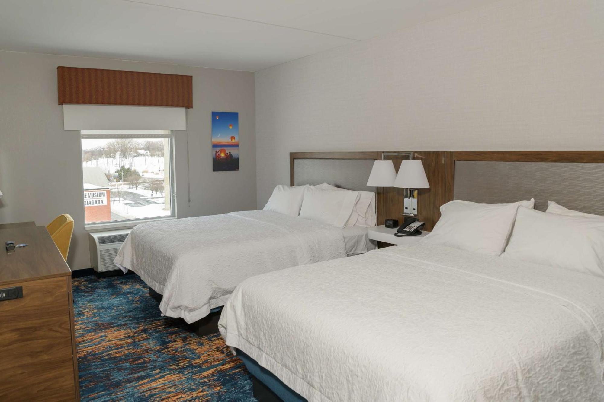 Hampton Inn & Suites Erie Bayfront Kültér fotó
